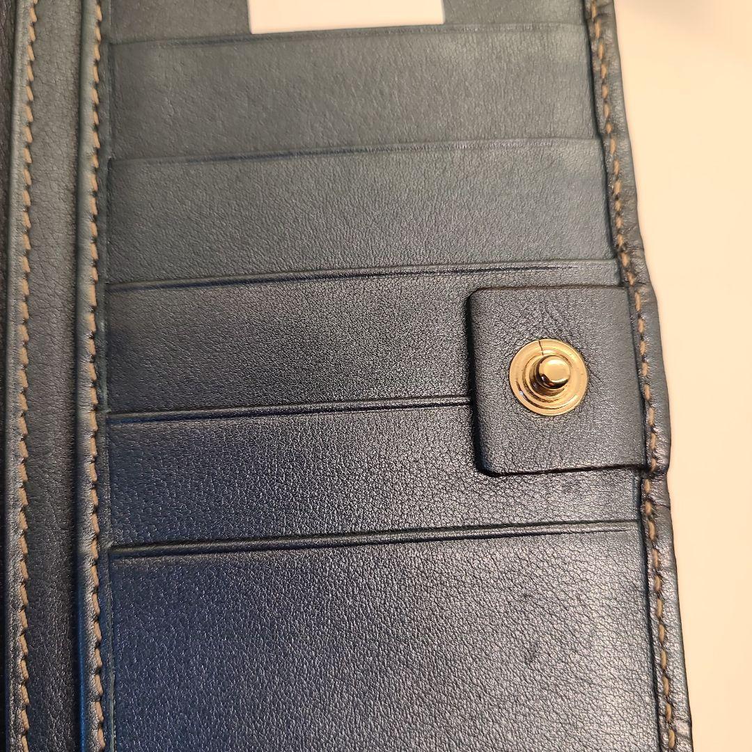 GUCCI　チェーン付き長財布