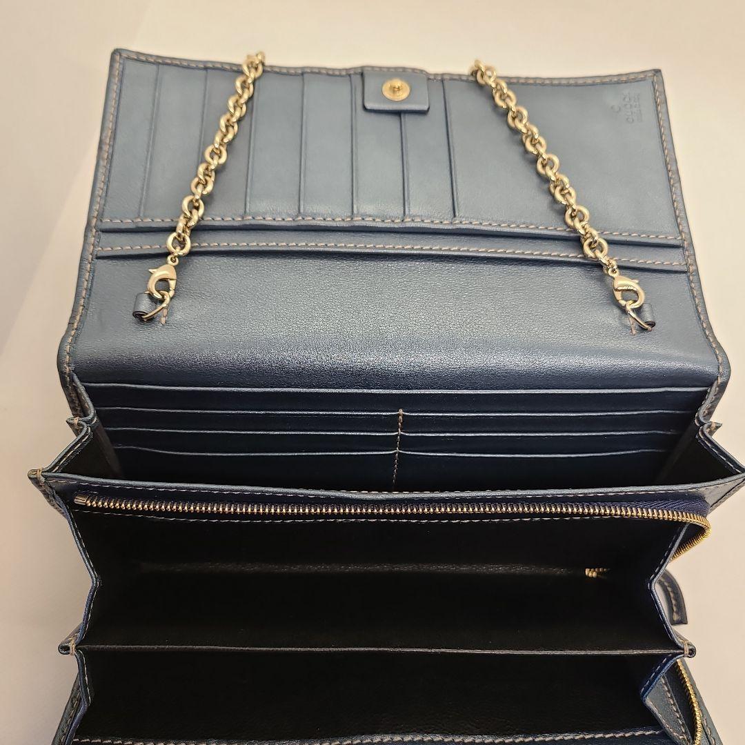 GUCCI　チェーン付き長財布