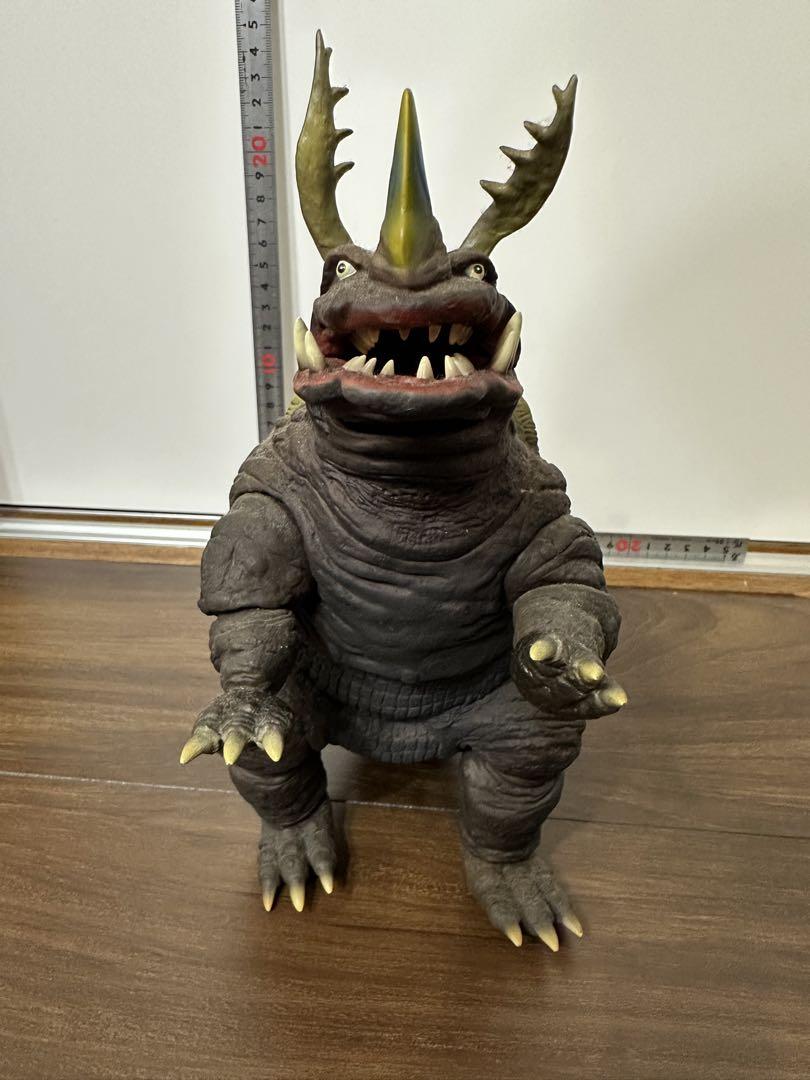 大怪獣シリーズ　ネロンガ　ソフビ