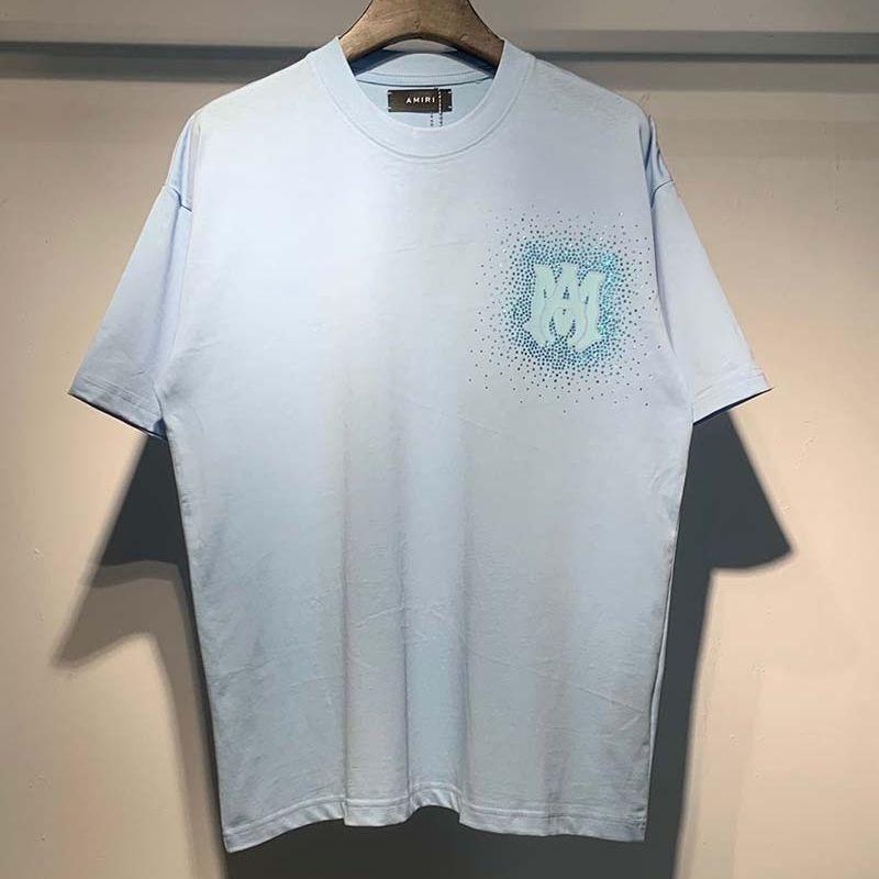 AMIRI♦洗練ストリートの本命 ロゴプリントTシャツ AMIRI♢洗練ストリートの本命 ロゴプリントTシャツ