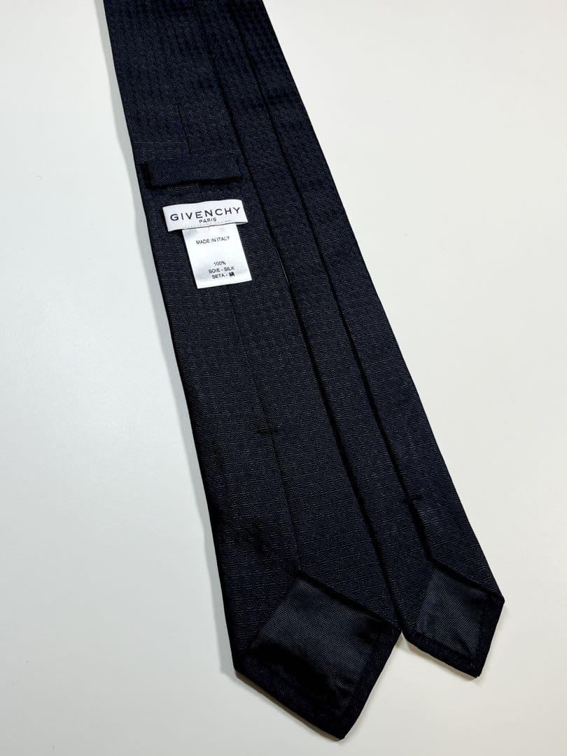 ✨極美品✨ GIVENCHY ジバンシー ネクタイ　4G ロゴ　ナロータイ