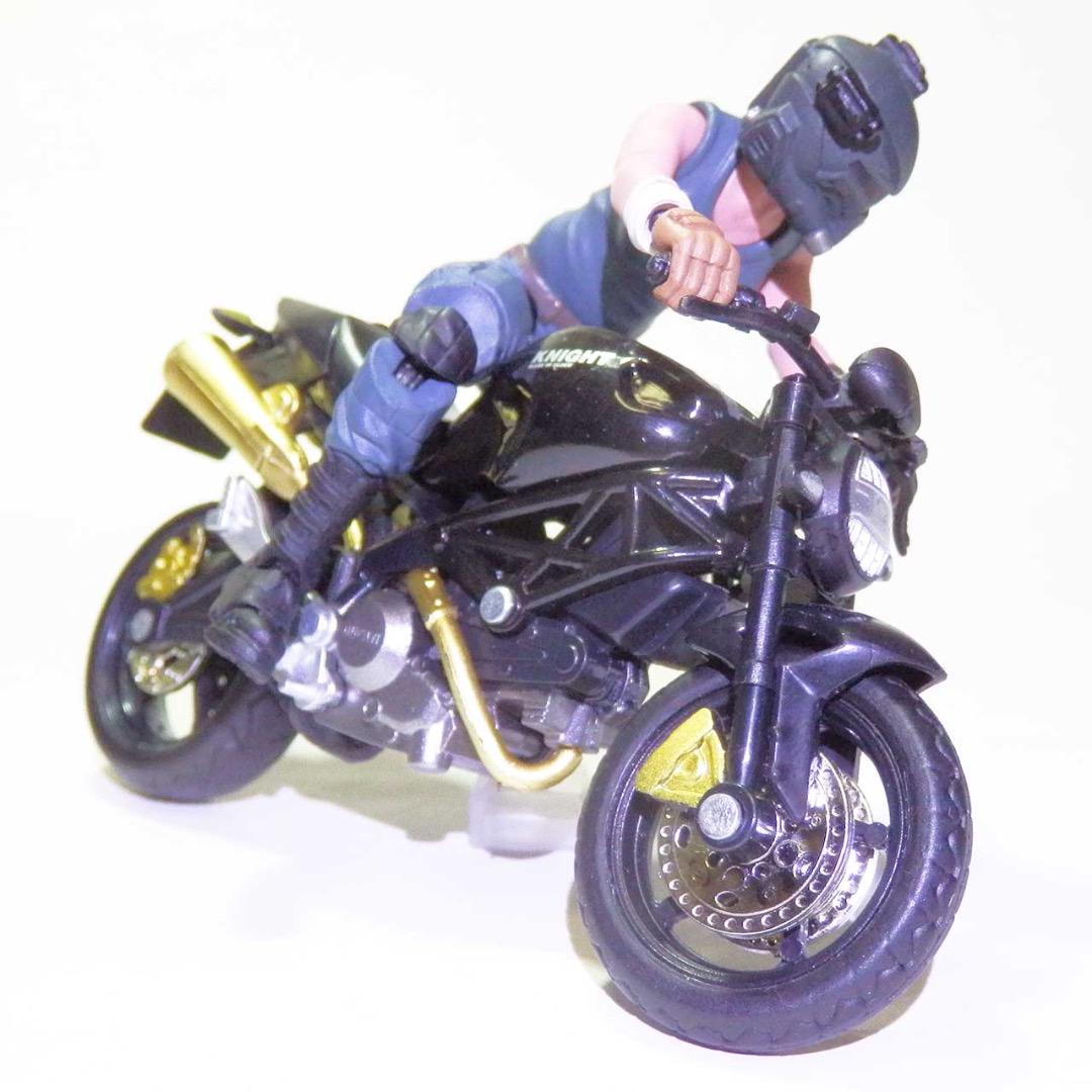 1/18スケール：可動フィギュア＆バイク（ミニカー）セット