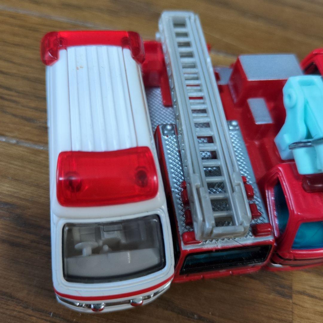消防車ミニカー4台 プラス 救急車セット - メルカリ