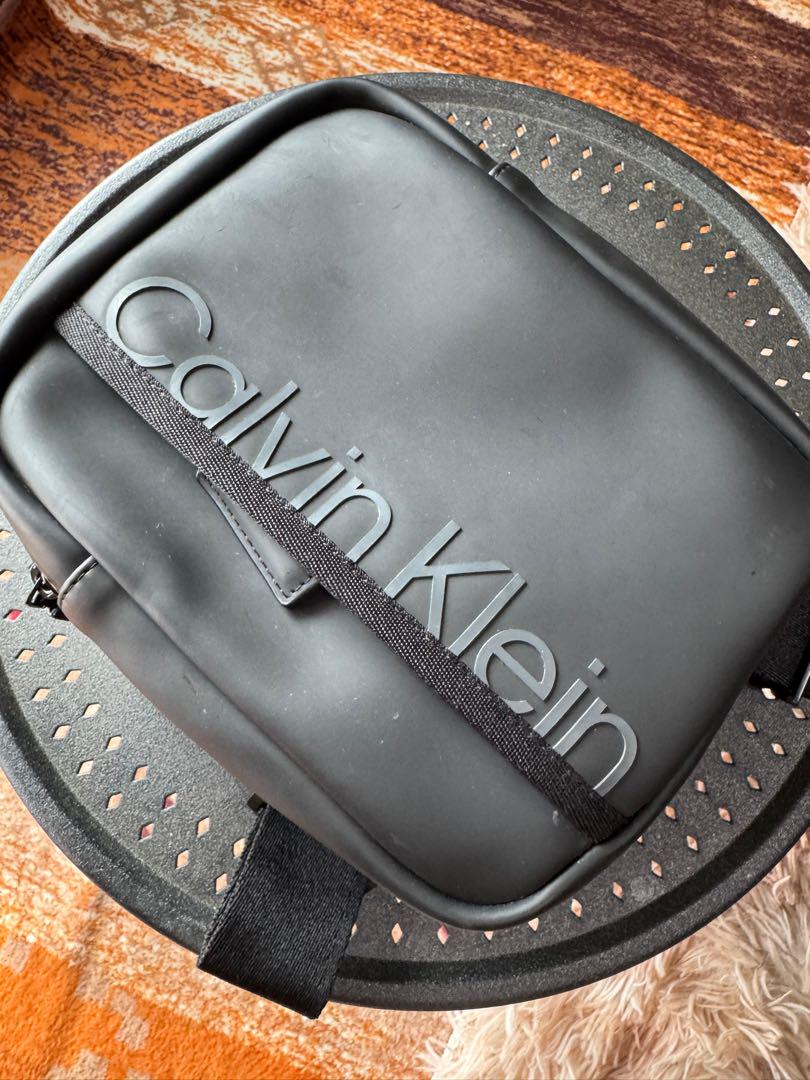 Calvin Klein ブラック バッグ