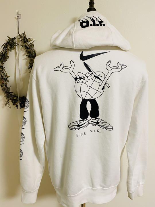 NIKE atomos コラボ プルオーバー HOODIE パーカー M NIKE atomos コラボ プルオーバー HOODIE パーカー M