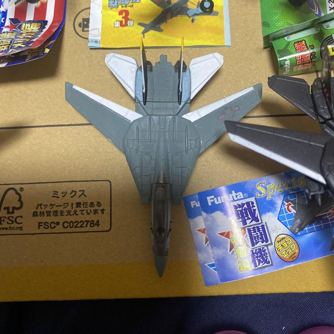 フルタ　チョコエッグ　スターウォーズ、世界の戦闘機シリーズ　１５機セット