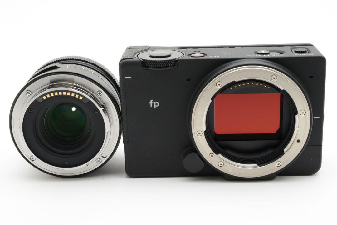 45mm F2.8