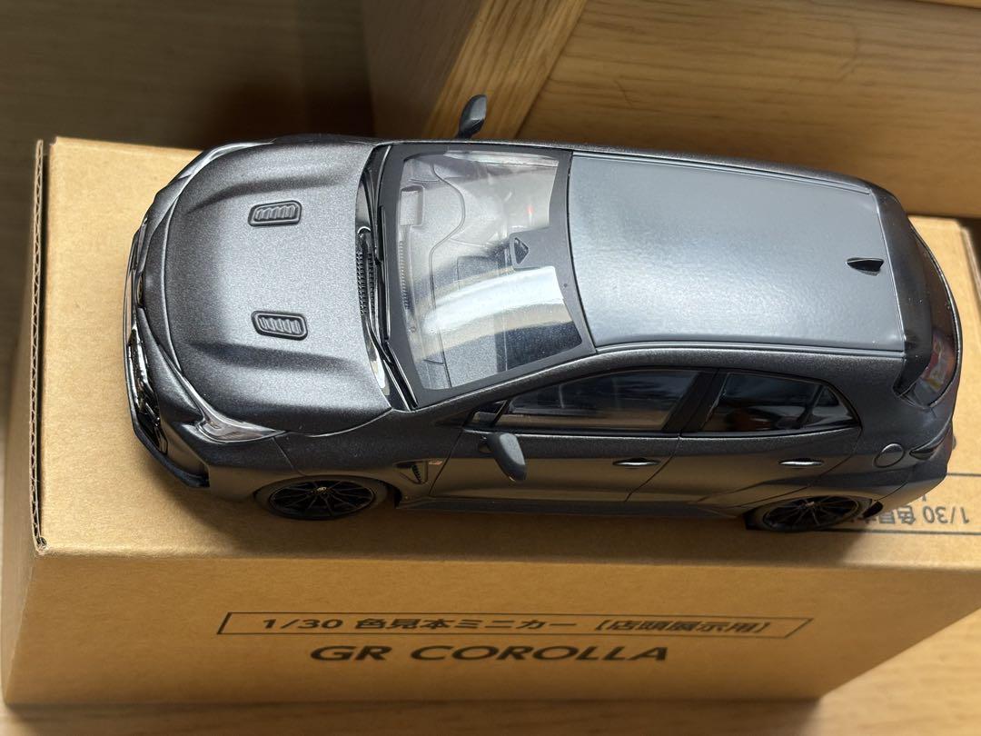 W*H様 「非売品」1/30 トヨタ GRカローラ カラーサンプル ミニカー