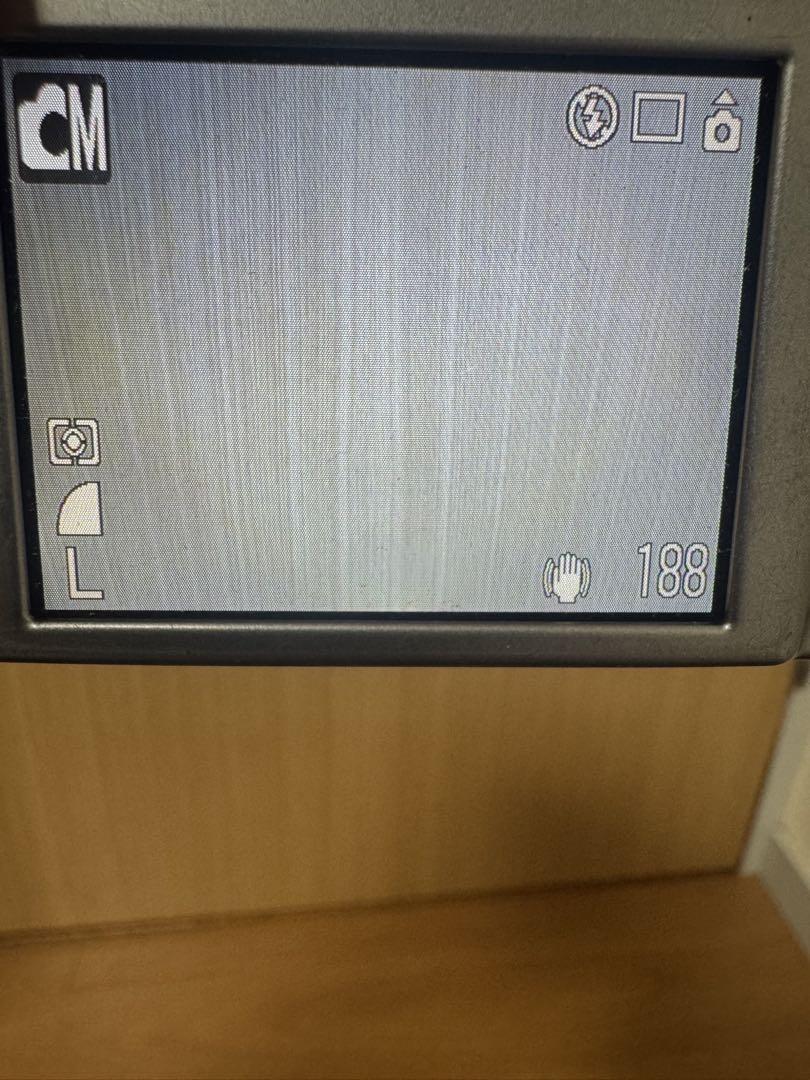 Canon キャノン　コンパクトデジタルカメラ　IXY DIGITAL900IS