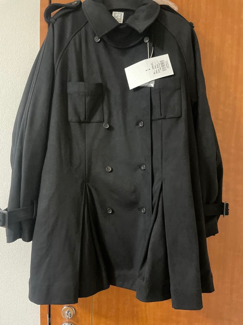 完売品★新品未使用タグ付 ローブブラン laubeblanc トレンチコート 完売品★新品未使用タグ付 ローブブラン laubeblanc トレンチコート