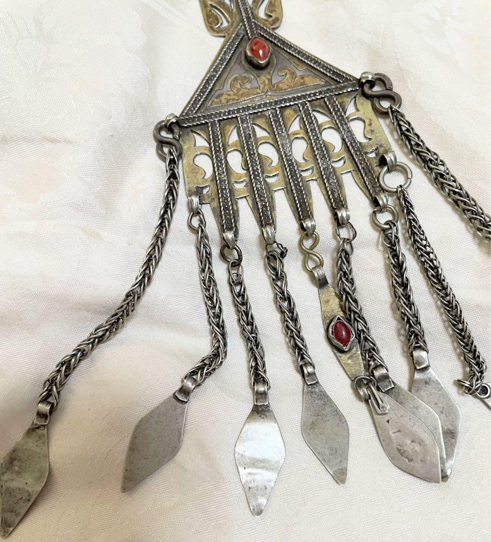 トルクメニスタン 装飾品 ネックレス - メルカリ