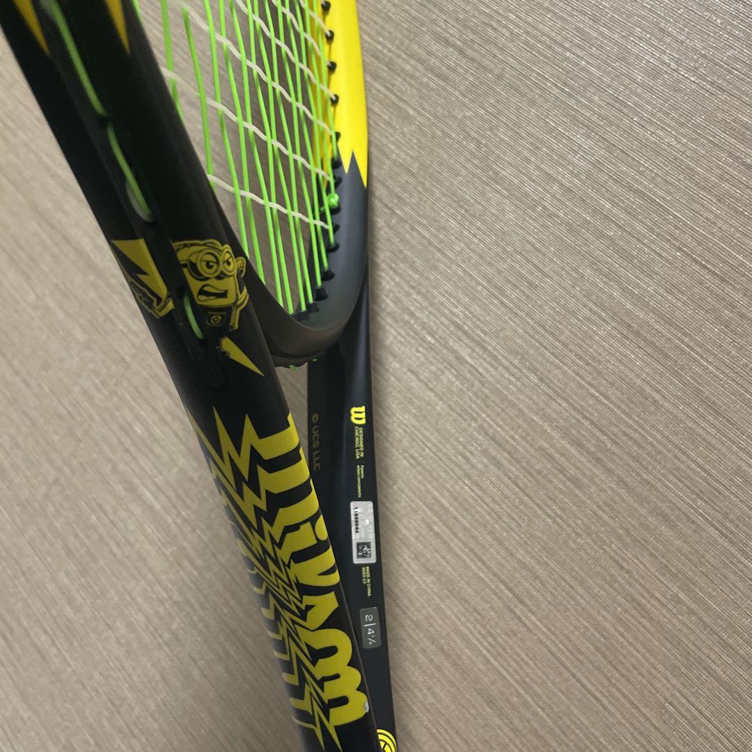 豊富なギフト 100L クラッシュ ウィルソン 最終値下げ！ V2.0 G2 ミニオンズ ラケット(硬式用)