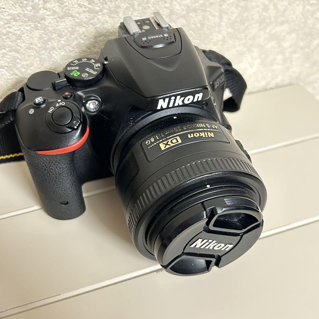 【装備付】Nikon D5500 デジタル一眼レフカメラ　単焦点レンズ　ニコン