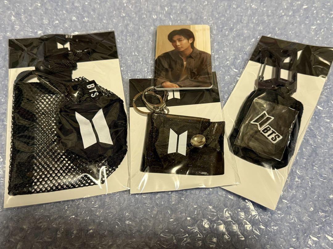 BTS FESTA 2025 CAPSULEMERCH 現地限定SET　トレカ BTS FESTA 2025 CAPSULEMERCH 現地限定SET トレカ - メルカリ