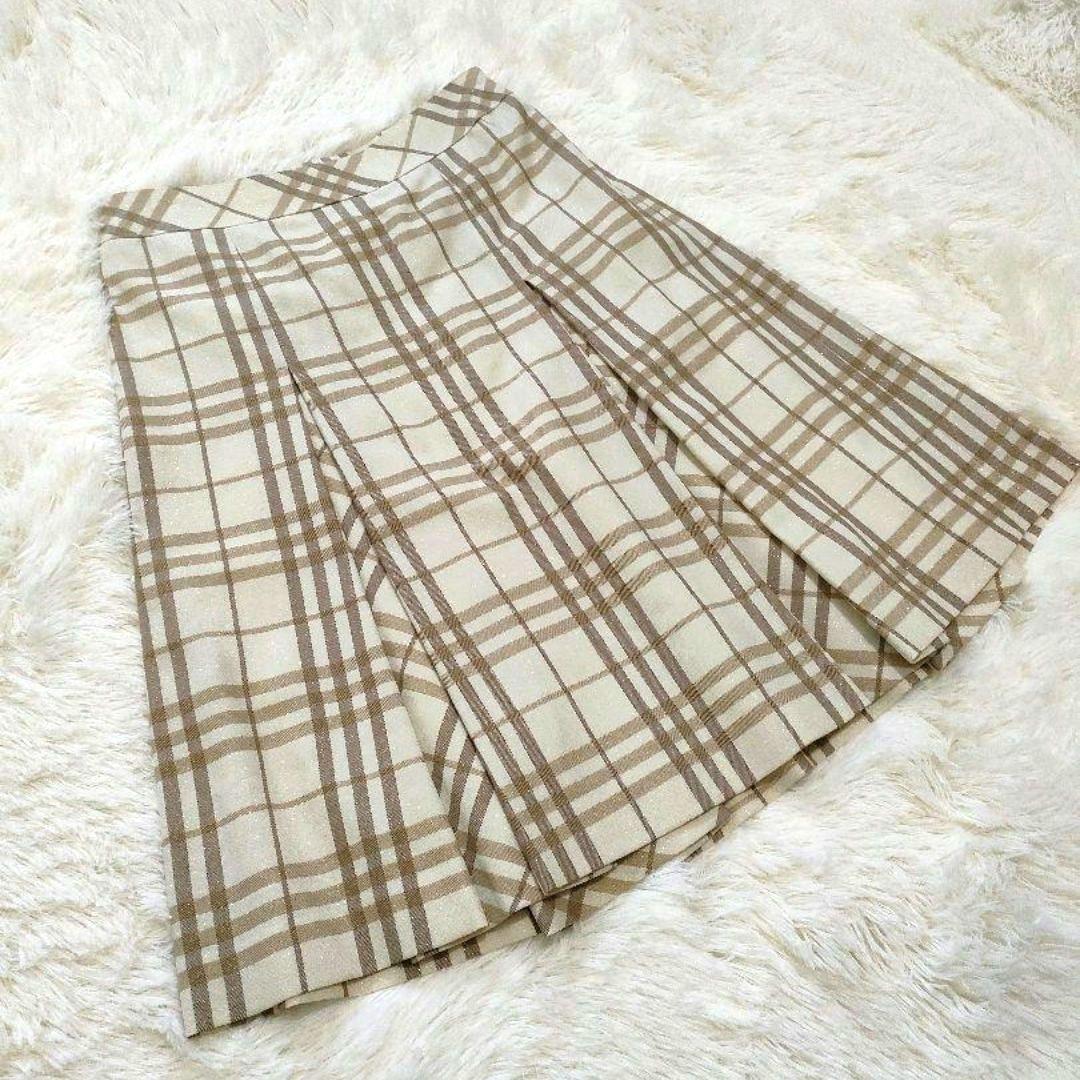 美品 Burberry London ひざ丈スカート ラメ混 Sサイズ いいスタイル