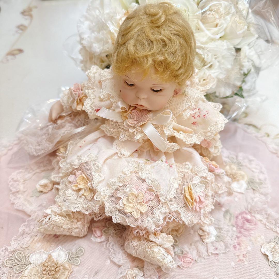 きゃんこ様用さえらビスクドールアキアカネドレスを着たキキちゃんドールお箱付き