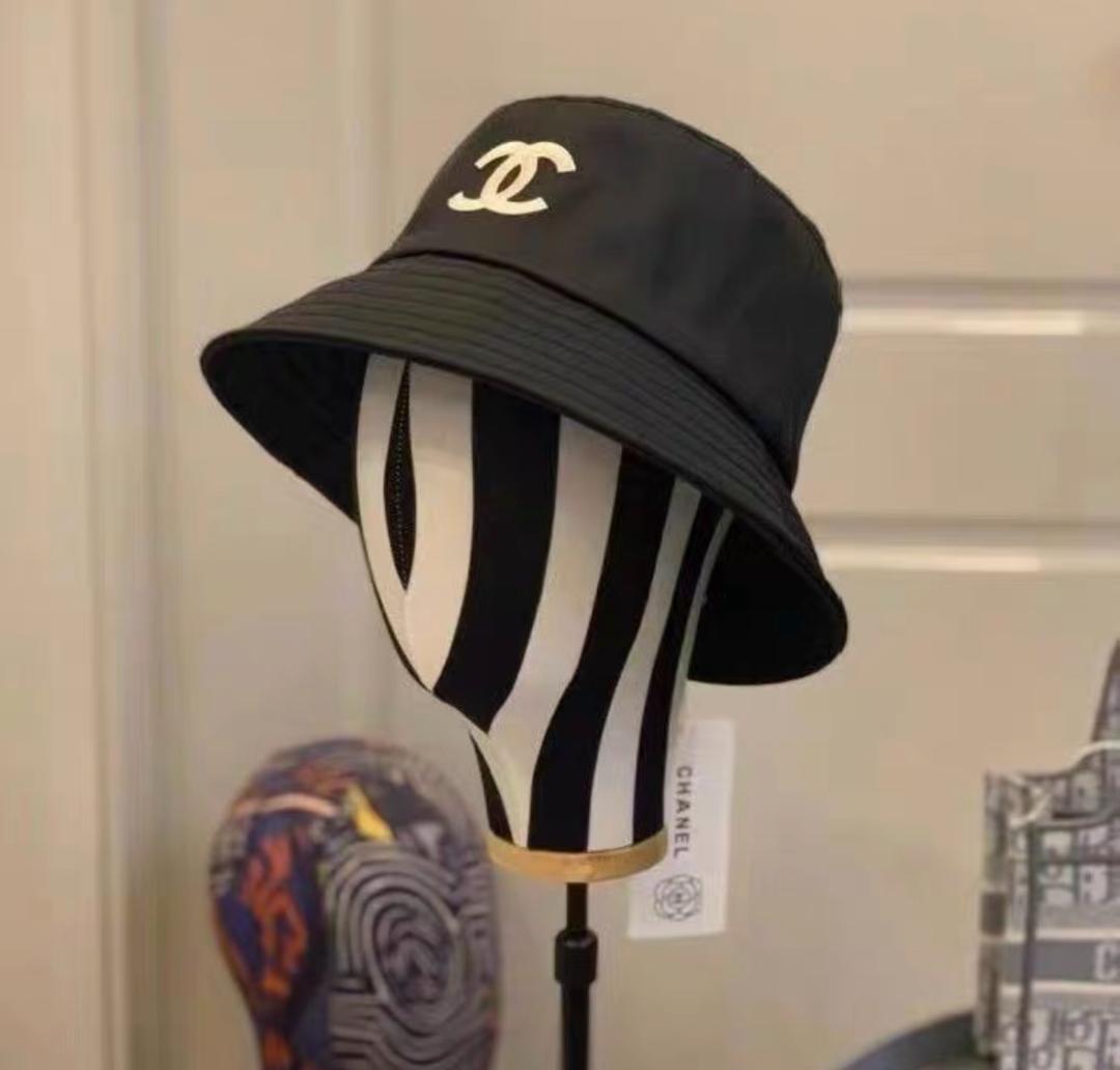 CHANEL ブラック バケットハット - メルカリ