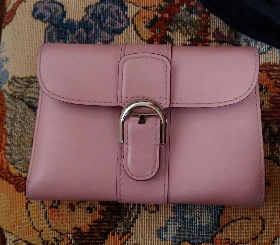 本物 DELVAUX デルヴォー三つ折り財布 ピンク 本物 DELVAUX デルヴォー三つ折り財布 ピンク