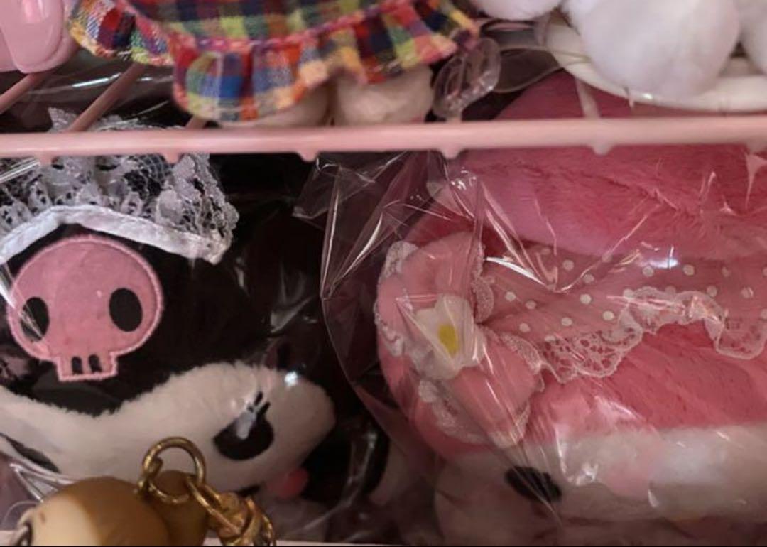 マイメロ クロミ メイド服　ぬいぐるみ