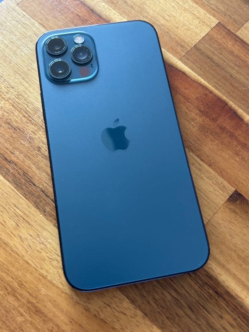 Apple iPhone 12 Pro パシフィックブルー