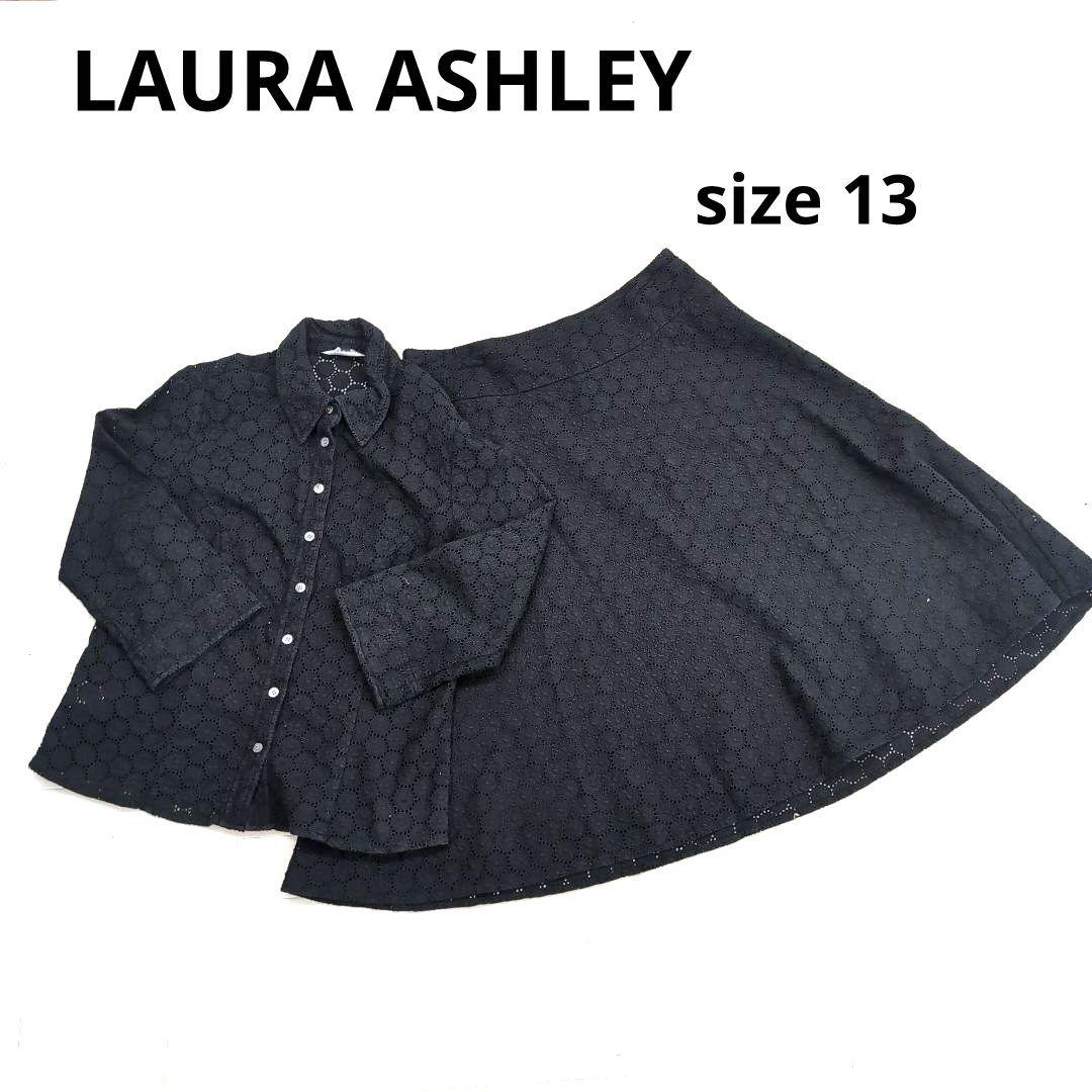 214○ LAURA ASHLEY 黒いレース花柄セットアップ