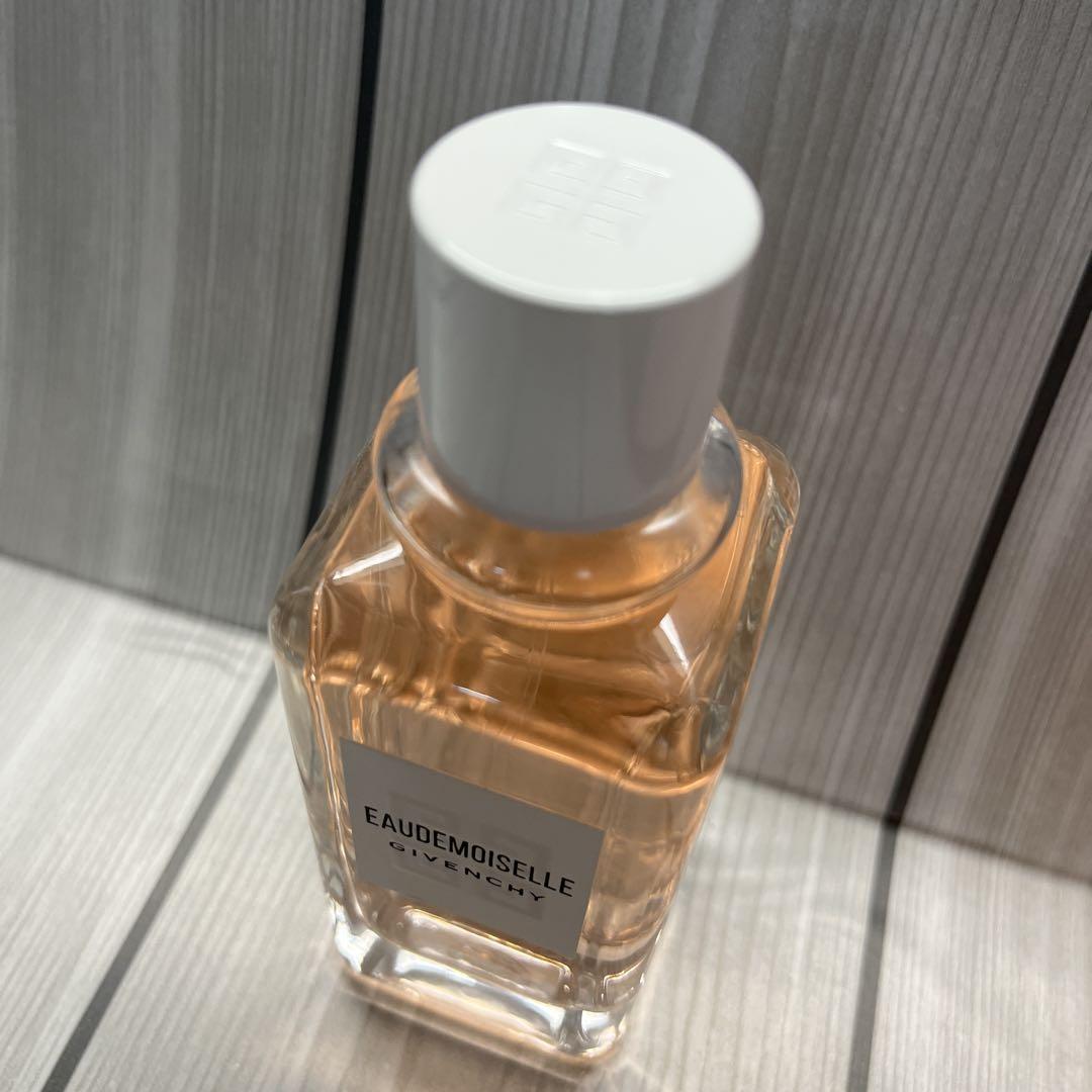 GIVENCHY オードモワゼルフローラル オーデトワレ 　100mL 箱なし GIVENCHY ジバンシィ オードモワゼルフローラル オードトワレ