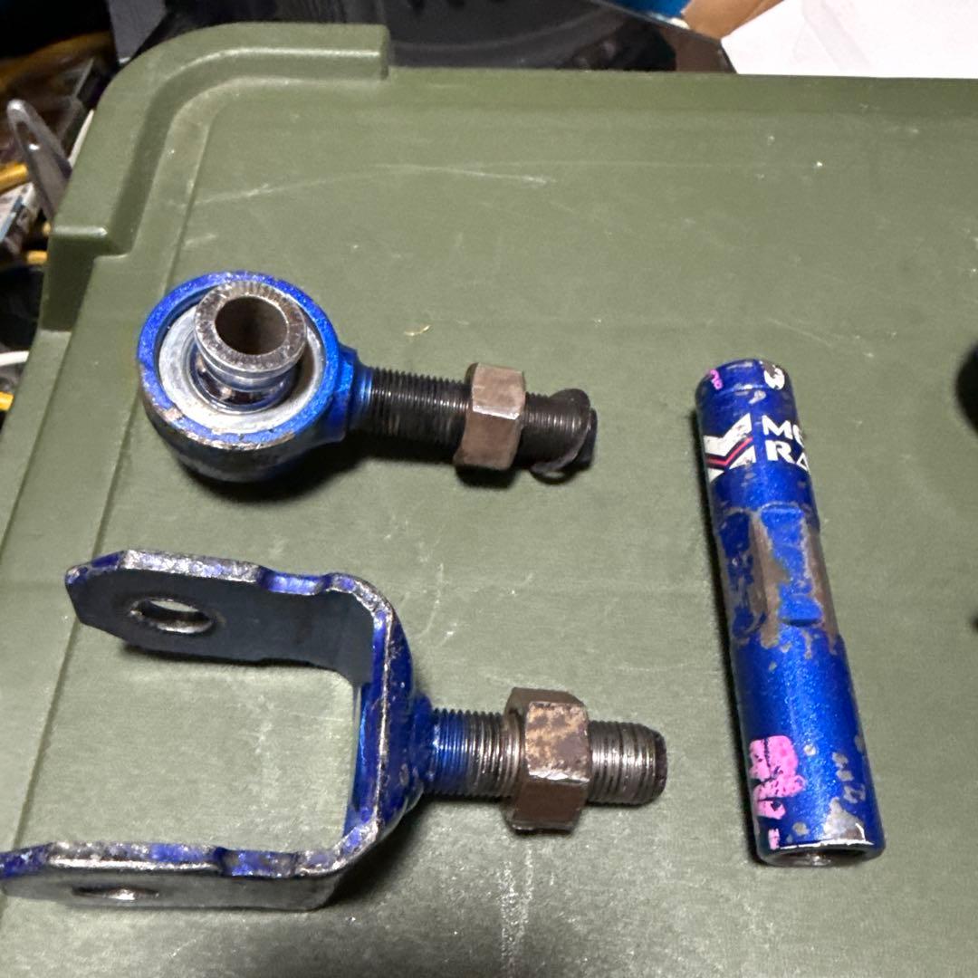 メーガンレーシング　リアアッパーパーツ