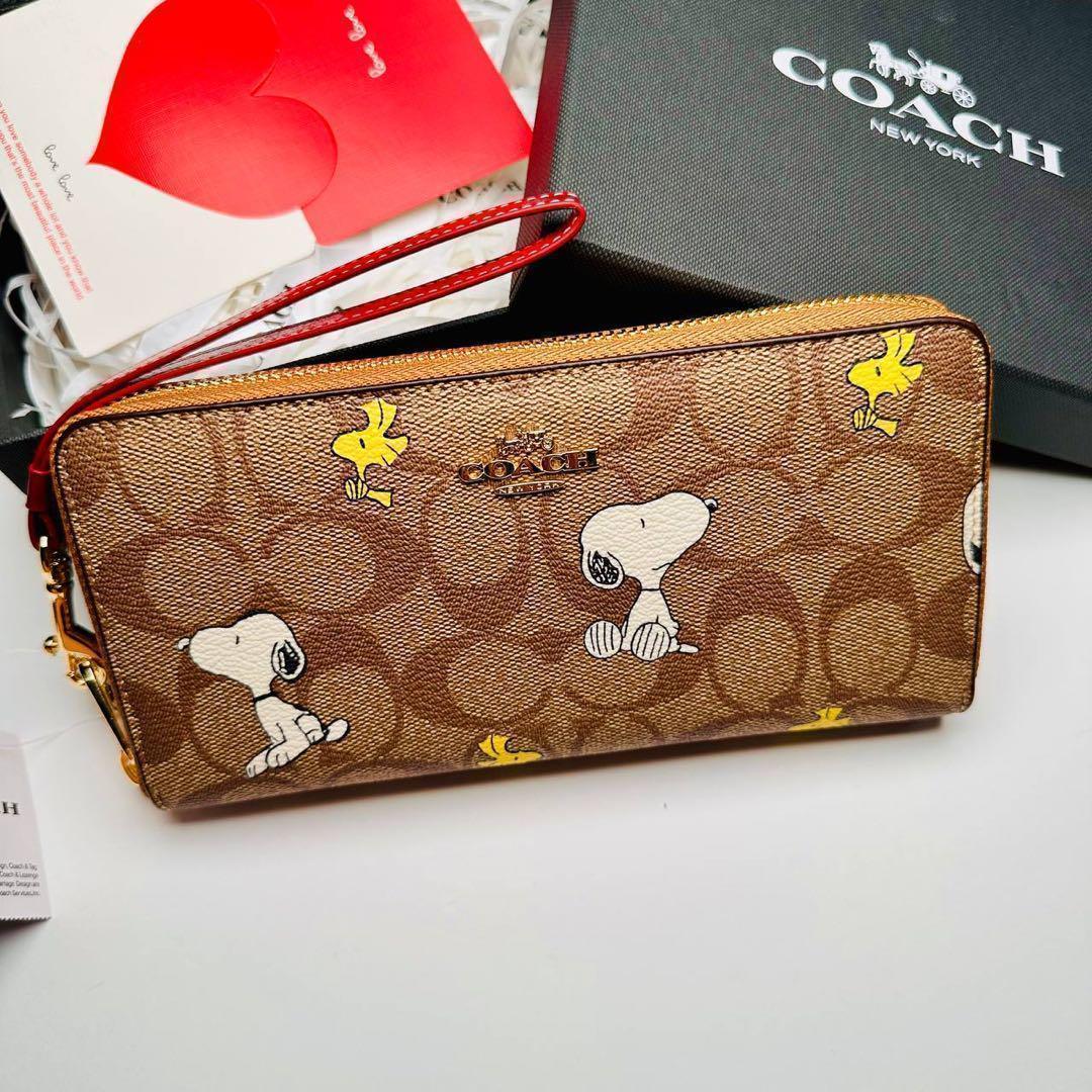 新商品コーチ長財布スヌーピーブラウン　Coach長財布新商品