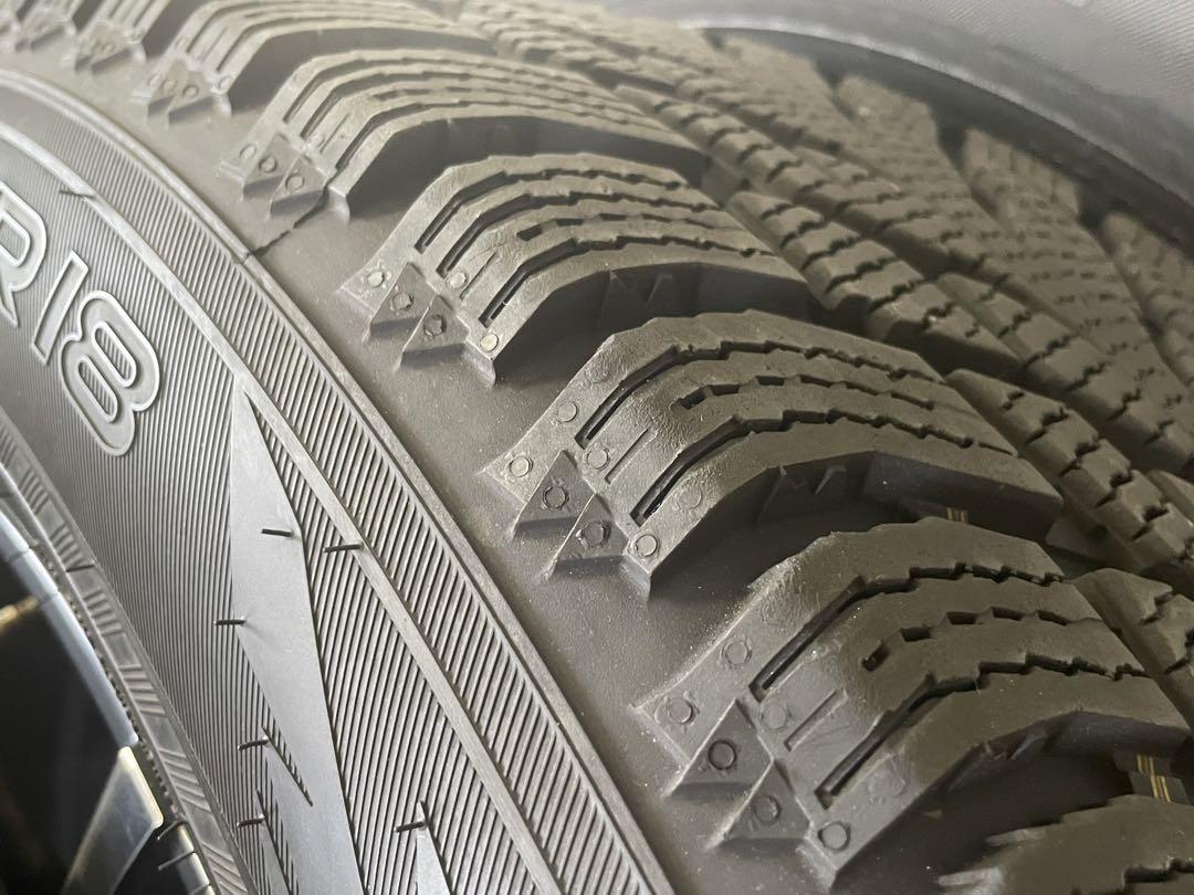 スタッドレス BMWX3G01 MAK LUFT FF 18インチ ノキアン
