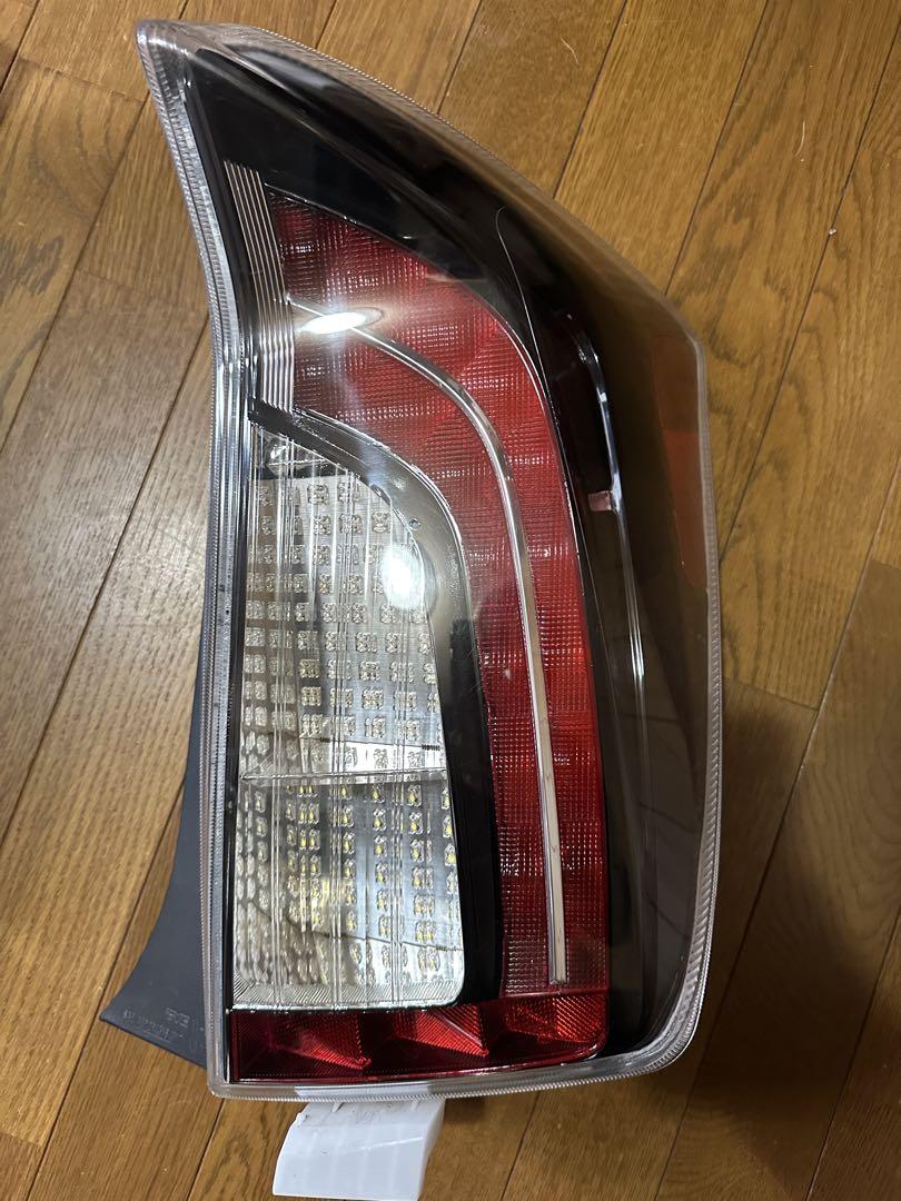 ZVW30 30系プリウス クリスタルアイ Gタイプ フルLEDテールランプ