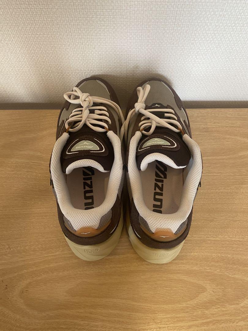【美品】MIZUNO WAVE RIDER β 23.5cm ブラウンスニーカー