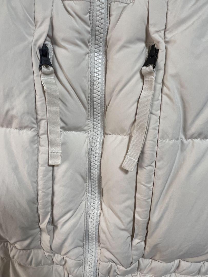 THE NORTH FACE フード付きダウンジャケット