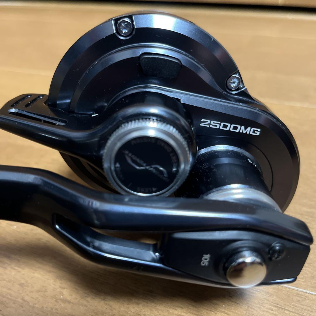 リール SHIMANO OCEA JIGGER LD2500MG