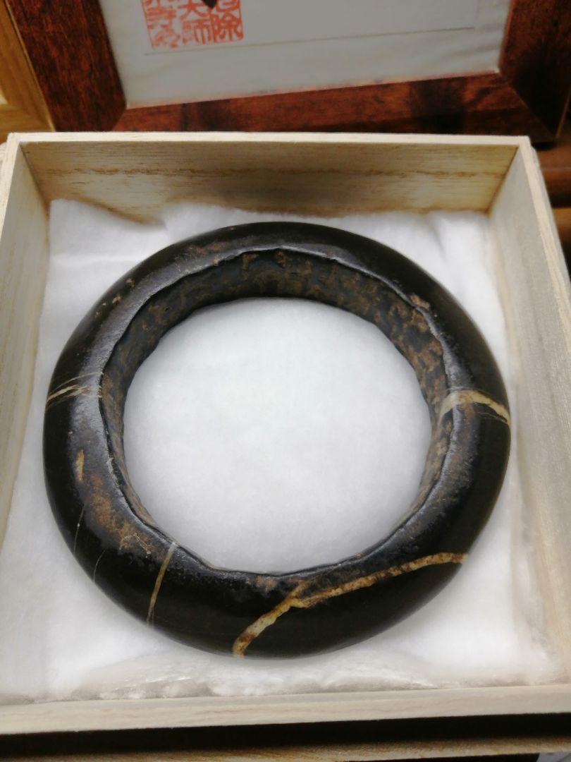 ★縄文期。『石環』150g。博物館展示品。埋蔵文化財。遺跡群出土の本物品です。