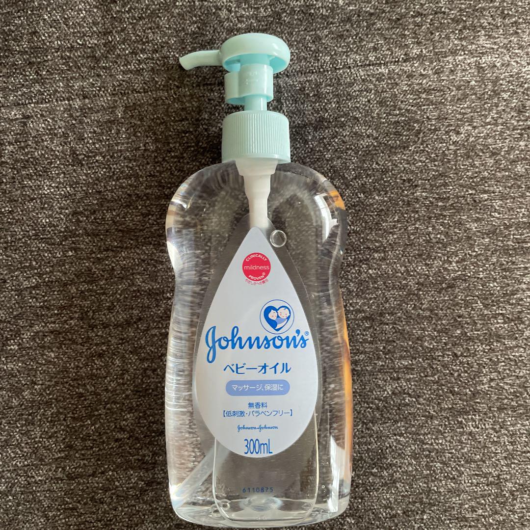 毎日がバーゲンセール ジョンソンベビー ジョンソン ベビーオイル 300ml 毎日がバーゲンセール ジョンソンベビー ジョンソン ベビーオイル 300ml