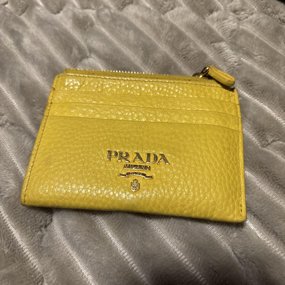 PRADA イエロー コインケース 小物 PRADA イエロー コインケース 小物
