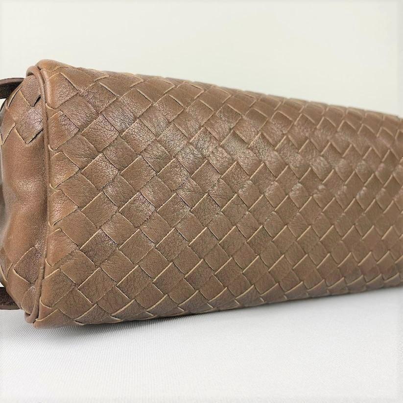 ほぼ未使用■BOTTEGA ボッテガヴェネタ■ セカンドバッグ イントレチャート