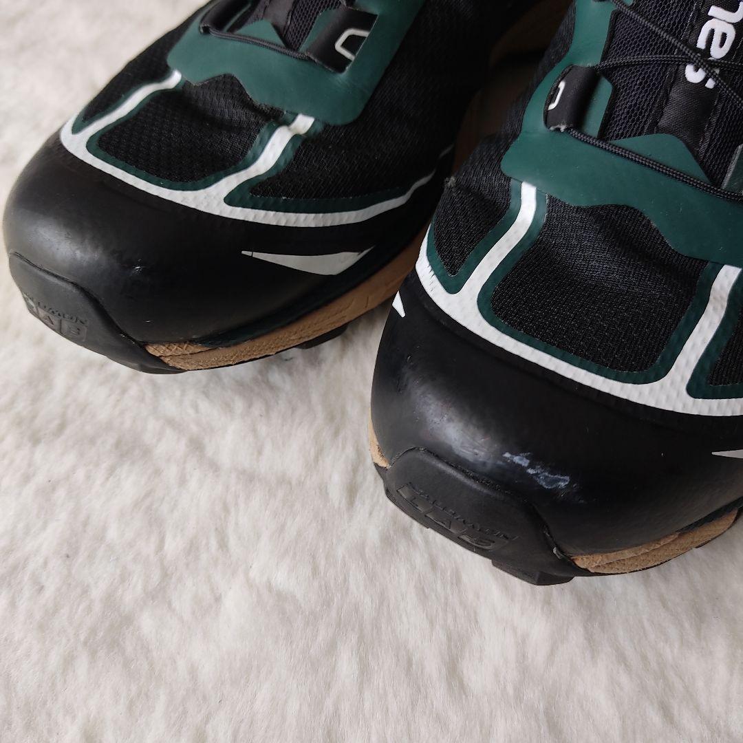 スニーカー