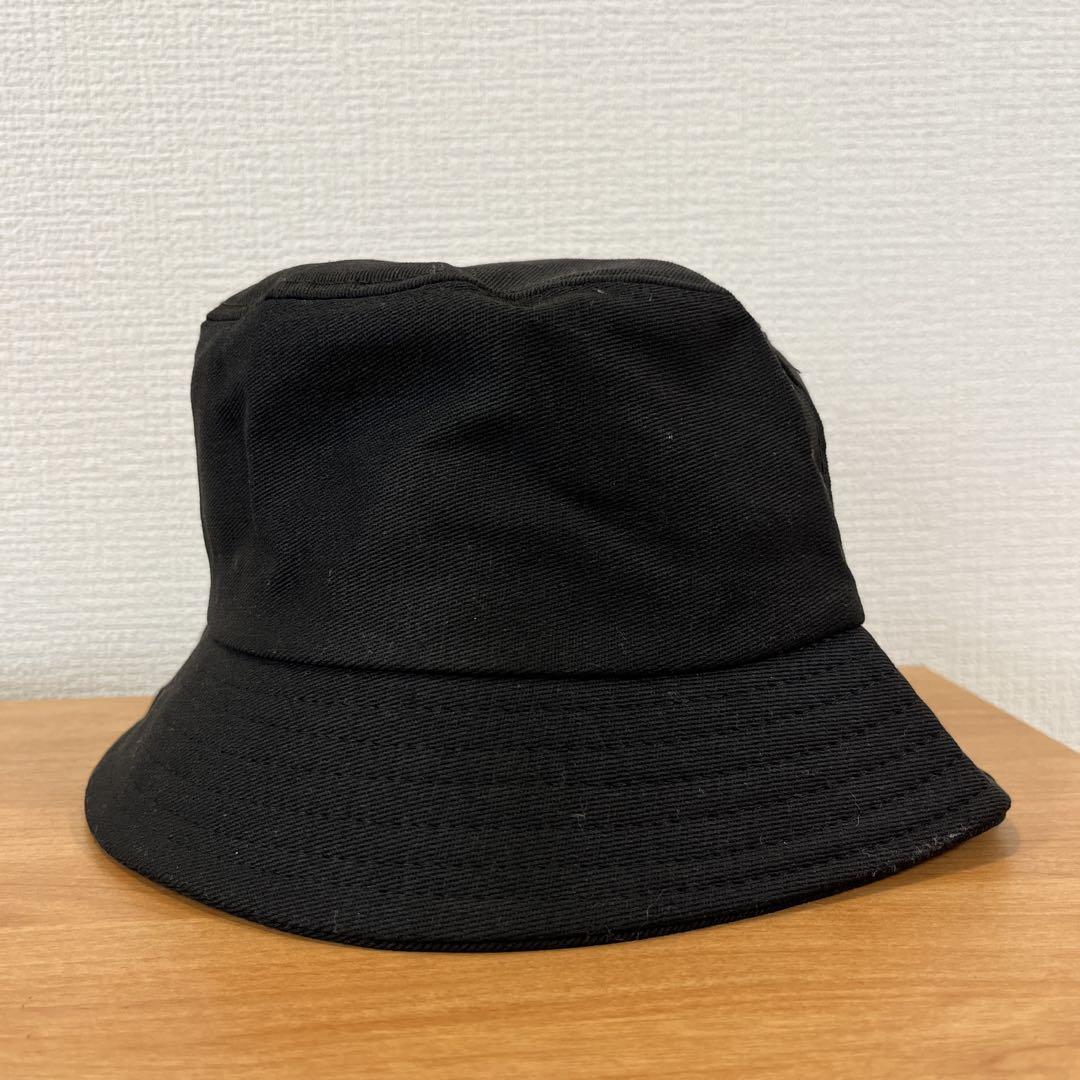 メルカリ最安値⁉️早い者勝ち‼️ 06/25 時点 バケットハット 帽子 新品 未使用 今季 黒 早い者勝ち - メルカリ