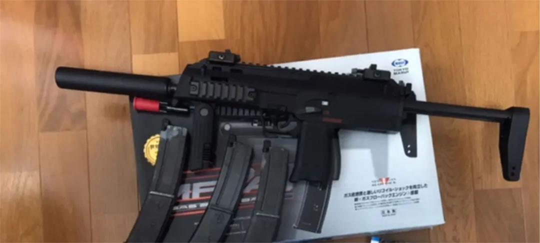 東京マルイ MP7A1 ガスブロ マガジン3本 サイレンサー