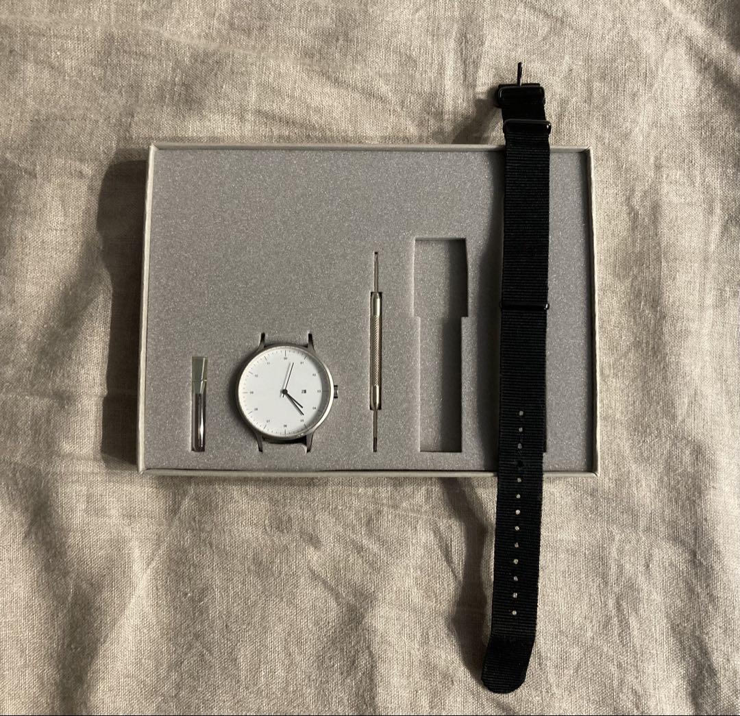 INSTRMNT 01 スイス製時計