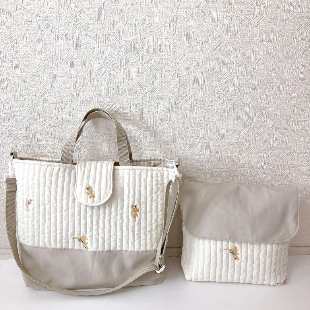 納期　今月中　レッスンバッグ お着替え袋　おむつポーツ　巾着袋　ヌビ　恐竜刺繍