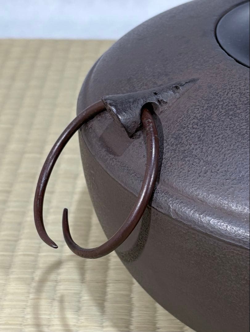 釜師 川邊庄造作 古代瓦耳鐶付釜 美品 共箱 茶道具 送料込 釜師 川邊庄造作 古代瓦耳鐶付釜 美品 共箱 茶道具 送料込