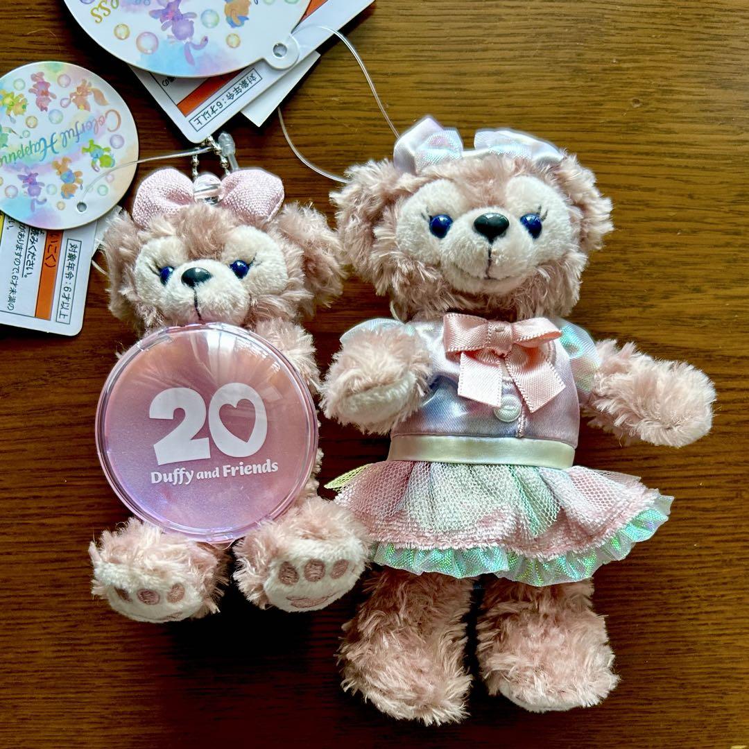 カラフルハピネス ☆ダッフィー シェリーメイ 20周年限定 ぬいばセット カラフルハピネス ぬいぐるみバッジセット ダッフィー 20周年