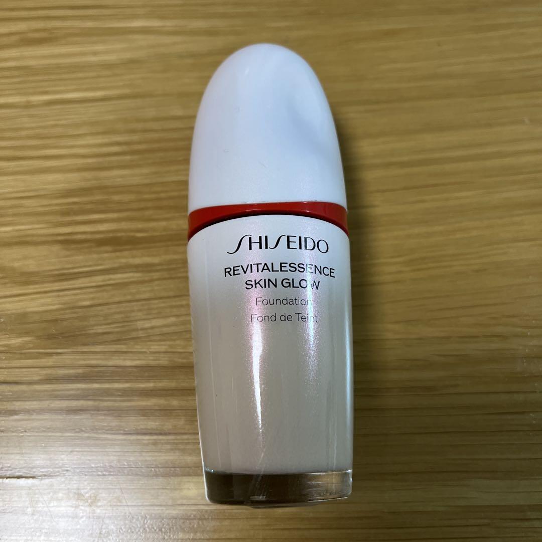SHISEIDO REVITALESSENCE SKIN GLOW 140
