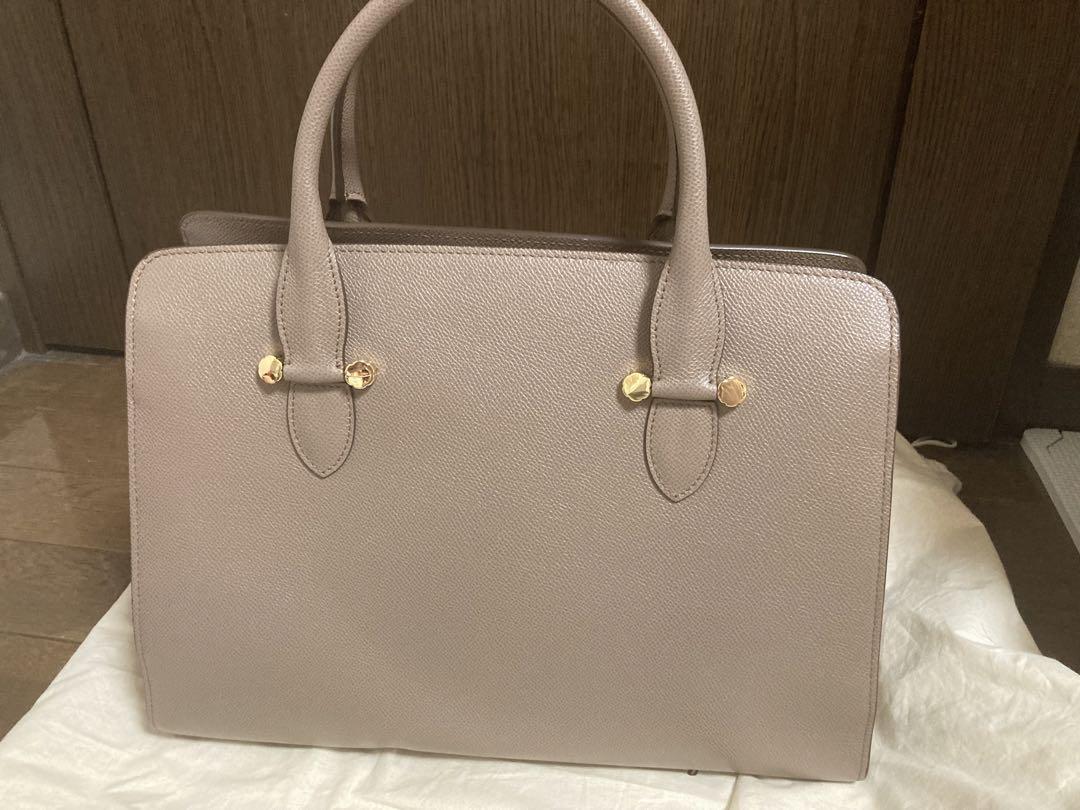 フェラガモ <美品> クラシックフラット37.5 LIGHT BEIGE 中古・古着通販】Ferragamo (フェラガモ) Grandioso 2ビット