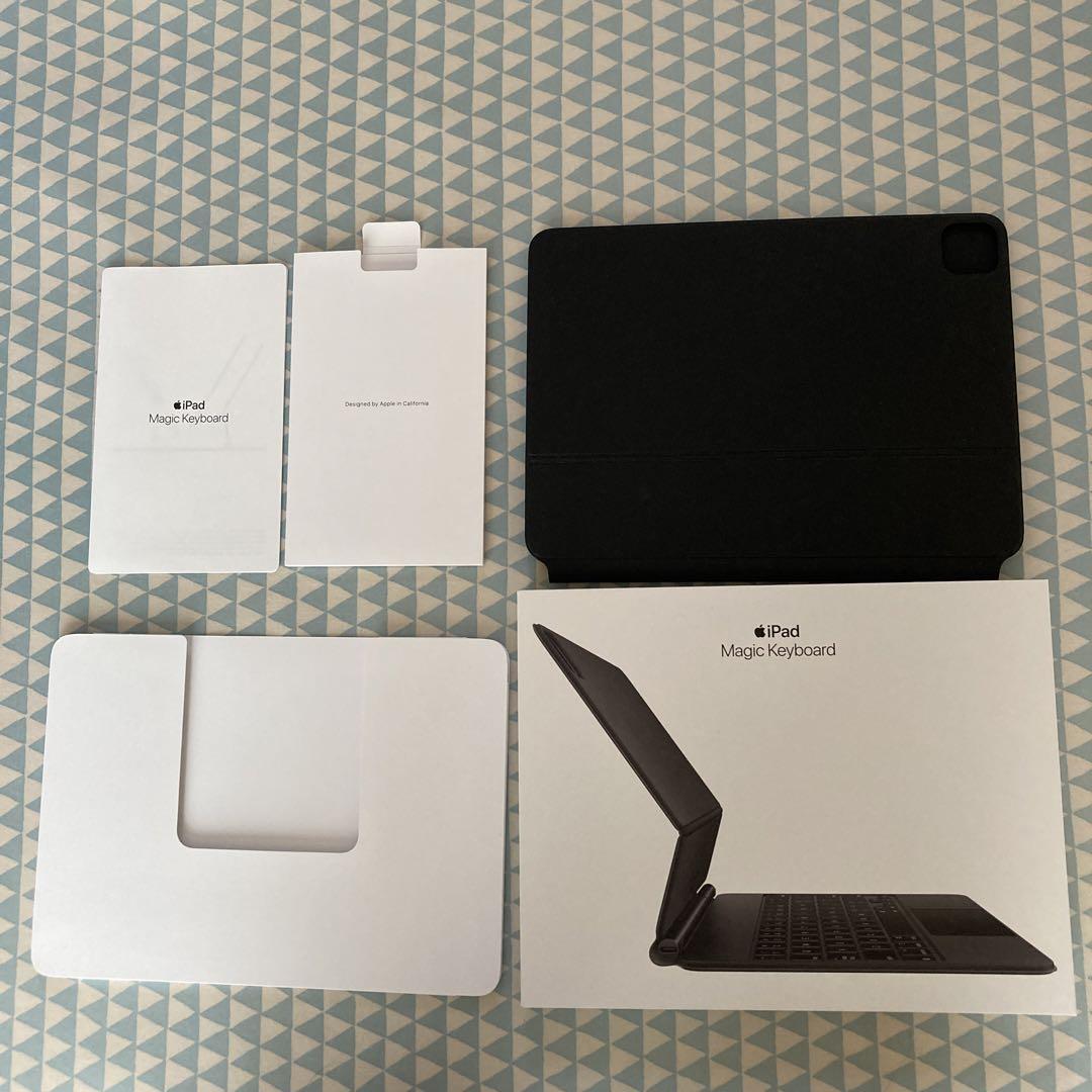美品】11インチiPad Magic Keyboard 【MXQT2J-A】