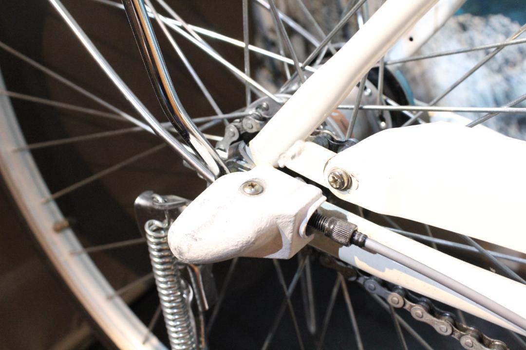 【大阪堺市/引取】【中古】シティサイクル/27インチ/白/クラシカルフレーム