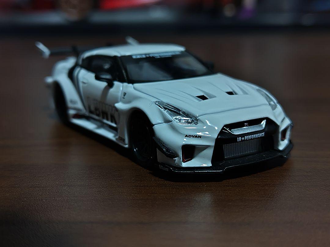 昴*様 MINI GT 191L 209L 35GT-RR レッド ホワイト L