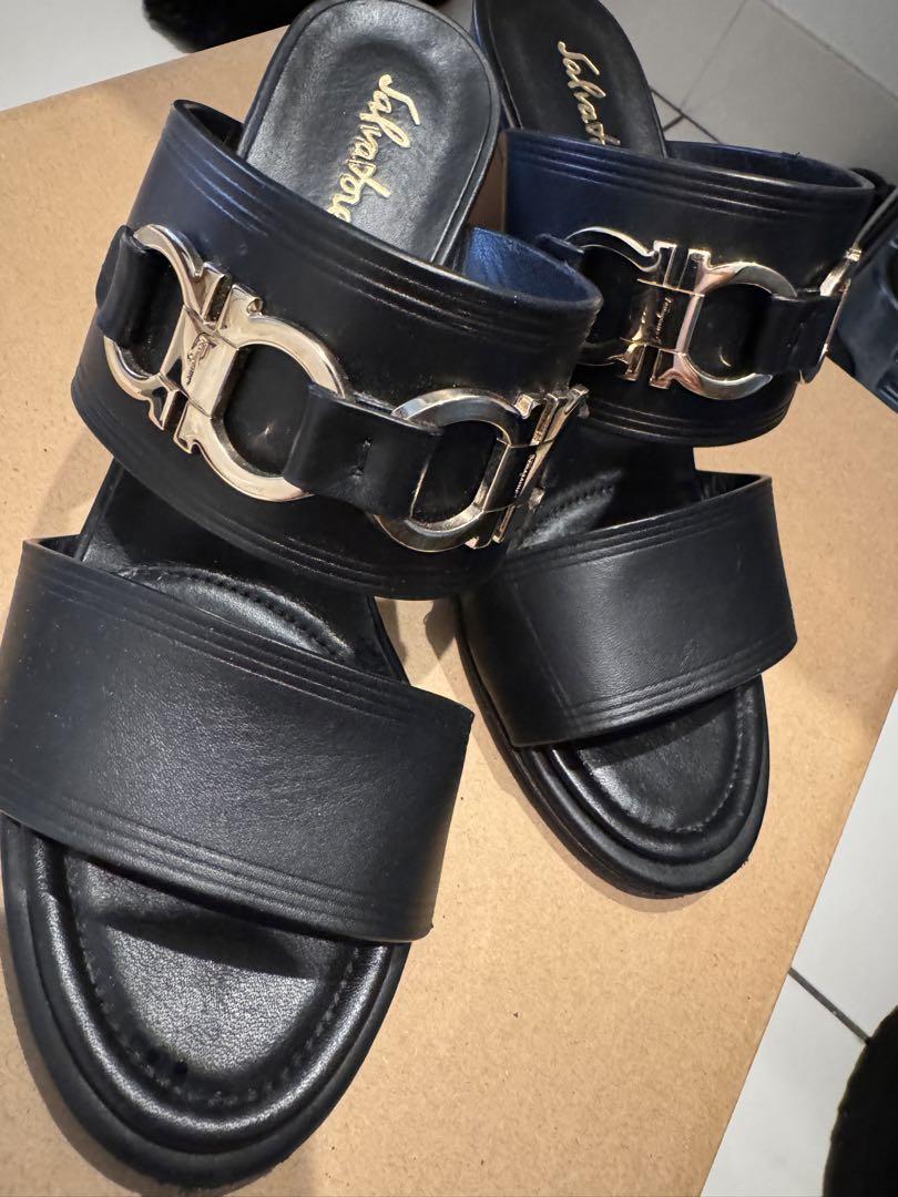Salvatore Ferragamo ブラック サンダル ヒール8cm